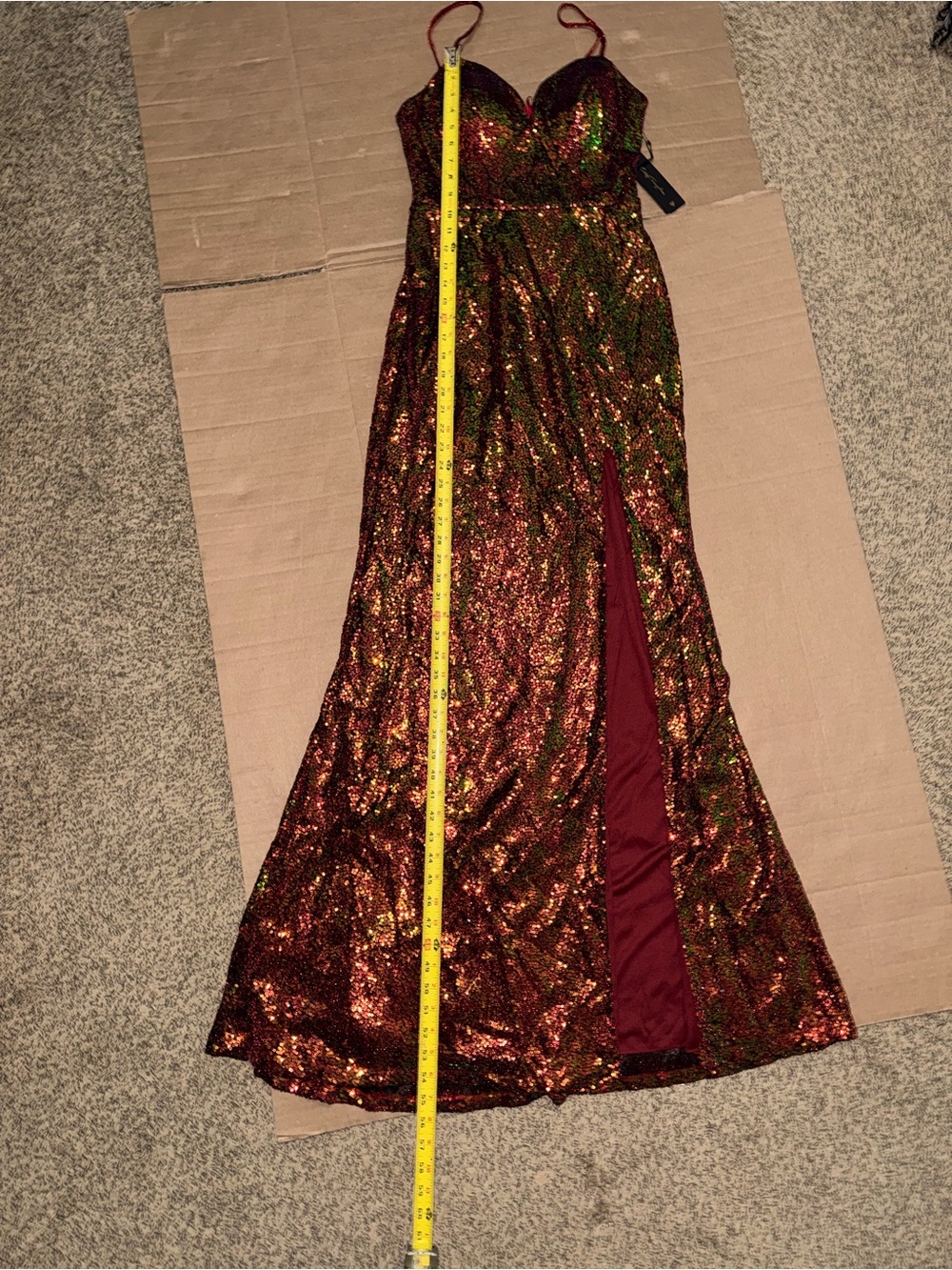 Red Iridescent Sequin Formal Gown Deep V-Neck Size 5 by City Triangles NWT - Picture 8 of 13